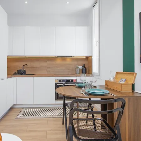 2p à Roquebrune-cap-martin, Plage&clim * Roccabruna